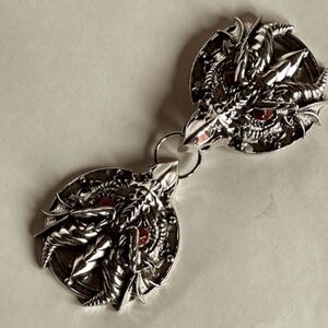 Dragon Cloak Clasp large style in silver